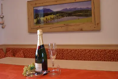 Getränke in der Unterkunft Ferienwohnung Bergheim