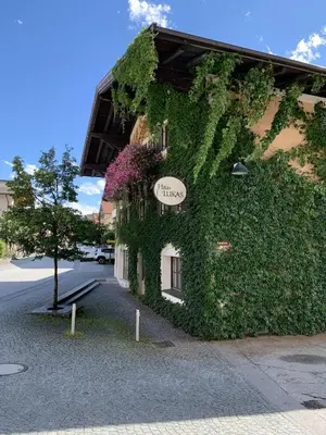 Das Gebäude in dem sich das Bed & Breakfast befindet