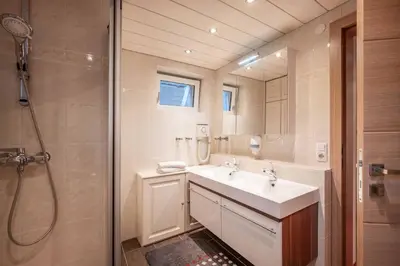 Ein Badezimmer in der Unterkunft Exclusive Appartement Chalet