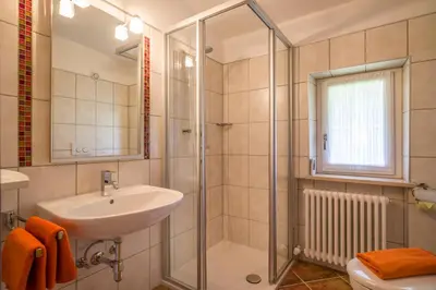 Ein Badezimmer in der Unterkunft Pension Sonnblick
