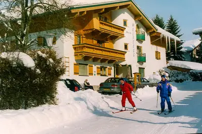 Pension Wolfsegg im Winter