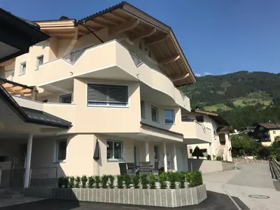 Ein allgemeiner Bergblick oder ein Berglick von der Ferienwohnung aus