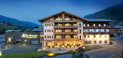 Ein allgemeiner Bergblick oder ein Berglick von des Hotels aus