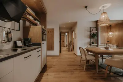 Küche/Küchenzeile in der Unterkunft FRÄULEIN NANNERL - Boutique Apart mit Saunahaus