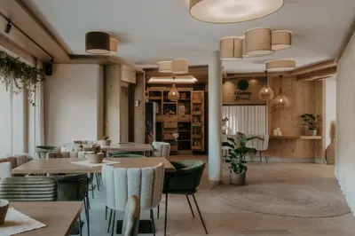 Ein Sitzbereich in der Unterkunft FRÄULEIN NANNERL - Boutique Apart mit Saunahaus