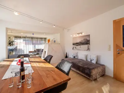 Ein Sitzbereich in der Unterkunft Exklusiv Apartment Hofer