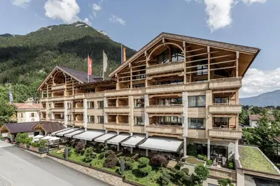 Ein allgemeiner Bergblick oder ein Berglick von des Hotels aus