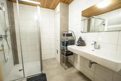 Ein Badezimmer in der Unterkunft Apartments Wimpissinger
