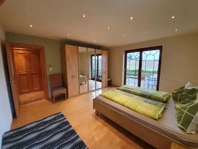 Ein Bett oder Betten in einem Zimmer der Unterkunft Haus Lisa