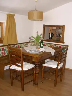 Ein Sitzbereich in der Unterkunft Kaiserhof