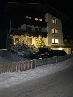 Das Gebäude in dem sich die Pension befindet