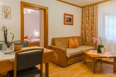 Ein Sitzbereich in der Unterkunft Appartement Seibl