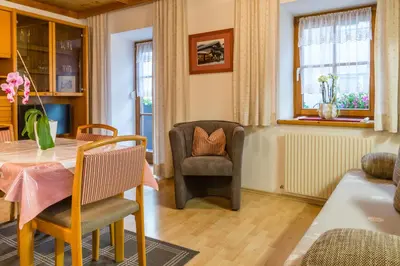 Ein Sitzbereich in der Unterkunft Appartement Seibl