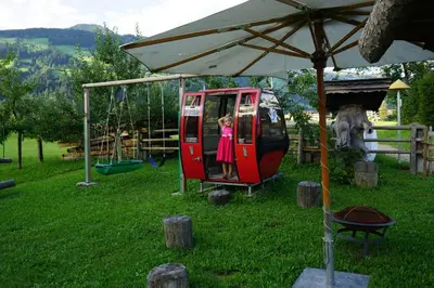 Ein allgemeiner Bergblick oder ein Berglick von der Ferienwohnung aus