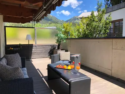 Ein Balkon oder eine Terrasse in der Unterkunft BELLE KITZ im Zentrum by Belle Stay