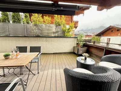 Ein Balkon oder eine Terrasse in der Unterkunft BELLE KITZ im Zentrum by Belle Stay