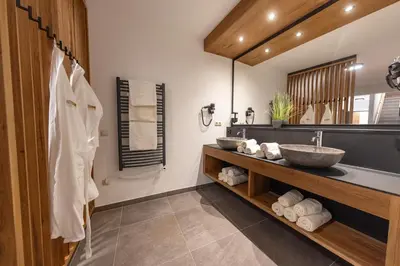 Ein Badezimmer in der Unterkunft Bachgut - Das Resort am Berg