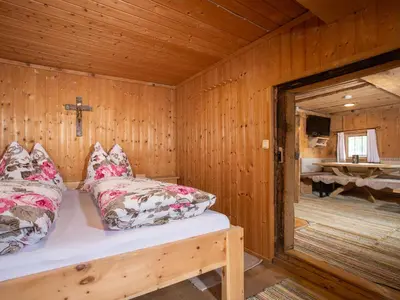 Ein Bett oder Betten in einem Zimmer der Unterkunft Holiday Home Hochzillertalblick by Interhome
