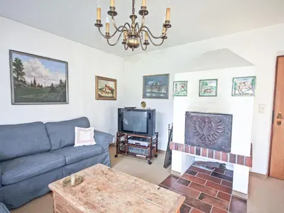 Ein Sitzbereich in der Unterkunft Chalet Patricia by Interhome