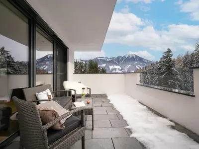 Ein allgemeiner Bergblick oder ein Berglick von der Ferienwohnung aus