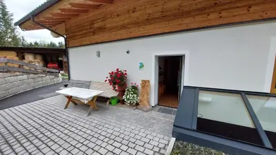 Das Gebäude in dem sich die Ferienwohnung befindet
