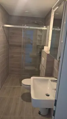 Ein Badezimmer in der Unterkunft Holiday Home Zillertal - Haus Gigl