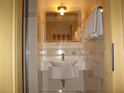 Ein Badezimmer in der Unterkunft Malernhof