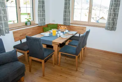 Ein Sitzbereich in der Unterkunft Ferienwohnung Kant