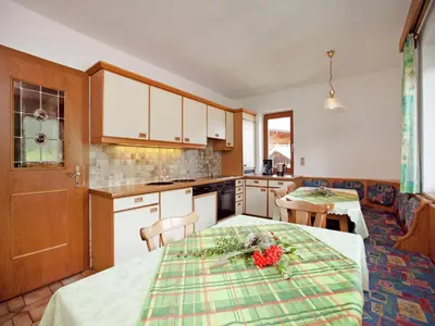 Küche/Küchenzeile in der Unterkunft Beautiful apartment in Fugen Zillertal
