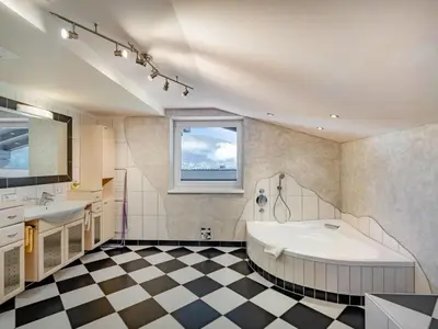 Ein Badezimmer in der Unterkunft Apartment Weberbauer-3 by Interhome