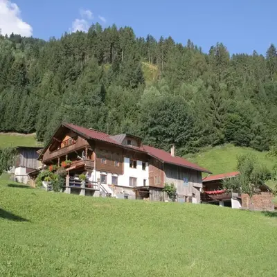 Apartment in Kaltenbach near Ski Lift