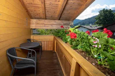 Ein allgemeiner Bergblick oder ein Berglick von der Ferienwohnung aus