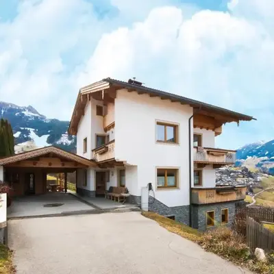 Chalet in Zell am Ziller near Ski Lift