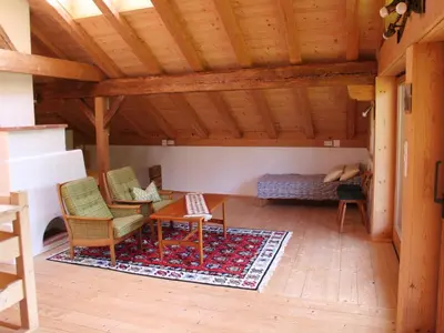 Ein Sitzbereich in der Unterkunft Farmhouse in Hopfgarten near SkiWelt