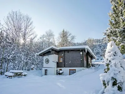 Chalet in Wörgl near Ski Lift im Winter