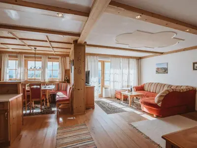 Ein Sitzbereich in der Unterkunft Apartment Lena Top 1 by Interhome