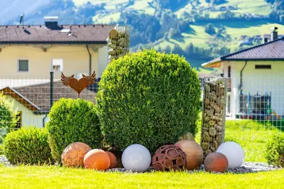 Ein allgemeiner Bergblick oder ein Berglick von der Ferienwohnung aus