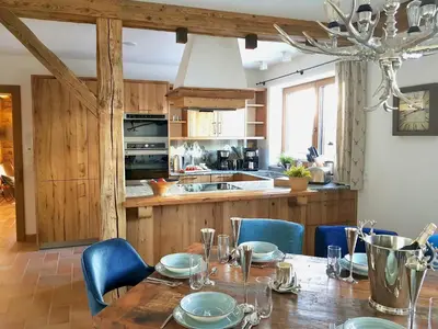 Küche/Küchenzeile in der Unterkunft CHALET BELLE KAISER by Belle Stay