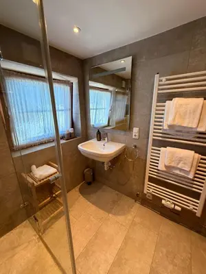 Ein Badezimmer in der Unterkunft Hof Oberhaus
