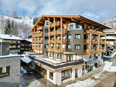 Ein allgemeiner Bergblick oder ein Berglick von des Hotels aus