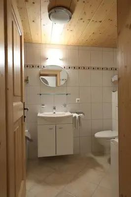 Ein Badezimmer in der Unterkunft Kasperbauer