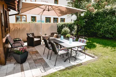 Ein Garten an der Unterkunft Haus Salina