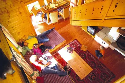 Ein Sitzbereich in der Unterkunft Chalet in Neukirchen