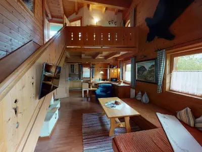 Ein Sitzbereich in der Unterkunft Chalet in Wildkogel near Ski Slopes & Pool