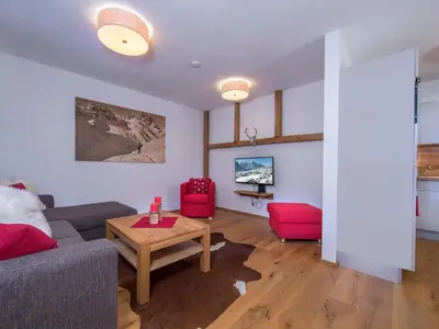 Ein Sitzbereich in der Unterkunft Apartment in Neukirchen by Wildkogelbahn