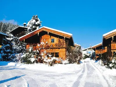 Chalets Almdorf Zillertal, Fügen im Winter