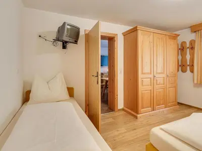 Ein Bett oder Betten in einem Zimmer der Unterkunft Apartment in Fügen near Spieljoch Ski Lift