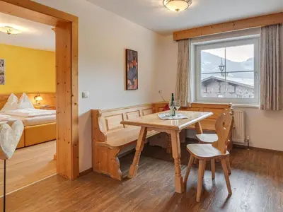 Ein Bett oder Betten in einem Zimmer der Unterkunft Apartment in Fügen near Spieljoch Ski Lift