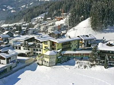 Apartment in Fügen near Spieljochbahn im Winter