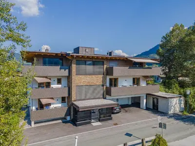 Ein allgemeiner Bergblick oder ein Berglick von der Ferienwohnung aus